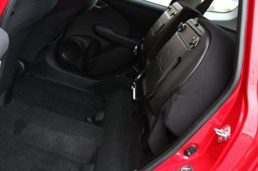  Honda Fit Sport 2009 года  (фото 41 из 66)
